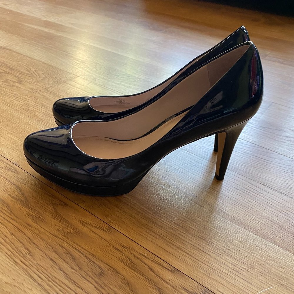 Vince Camuto "VC-ZELLA" Patent Leather Heels in Midnight Blue - Size 10M